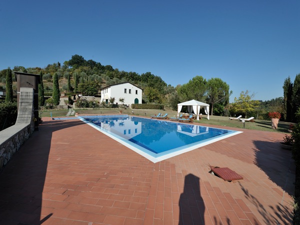 VILLA MANDORLO