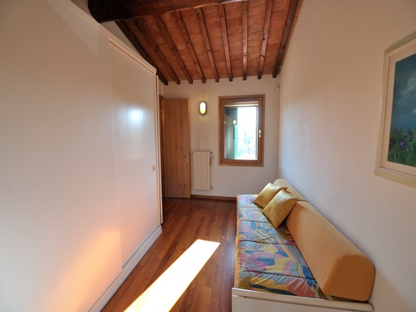 VILLA MANDORLO