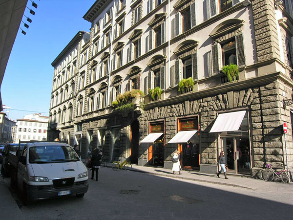 ROMA