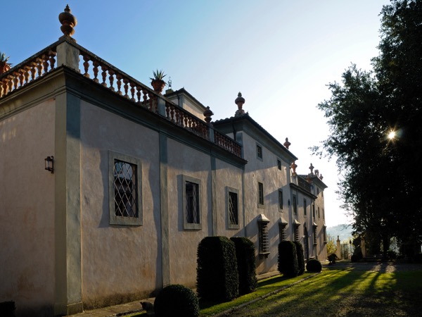 VILLA LARA