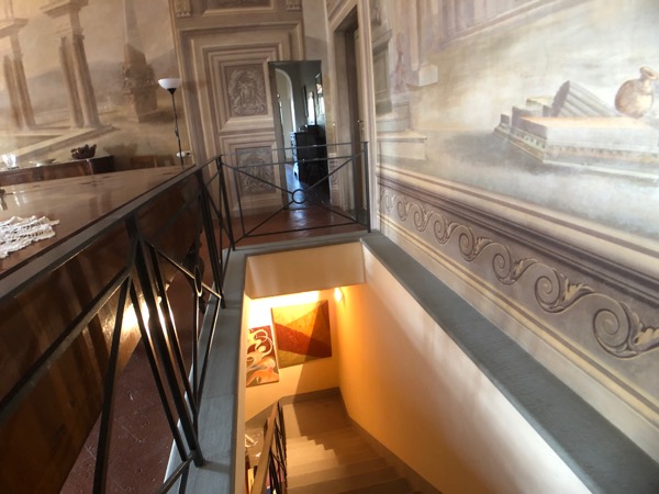 VILLA MARAT