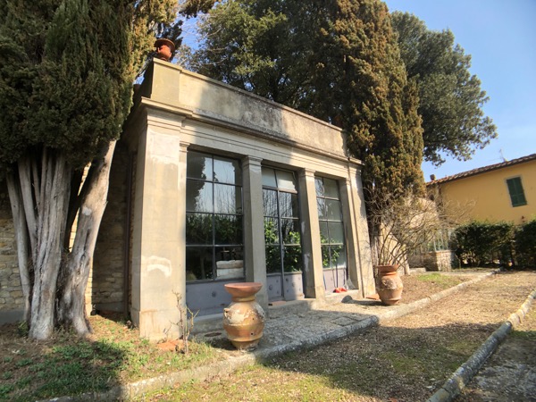 VILLA MARAT