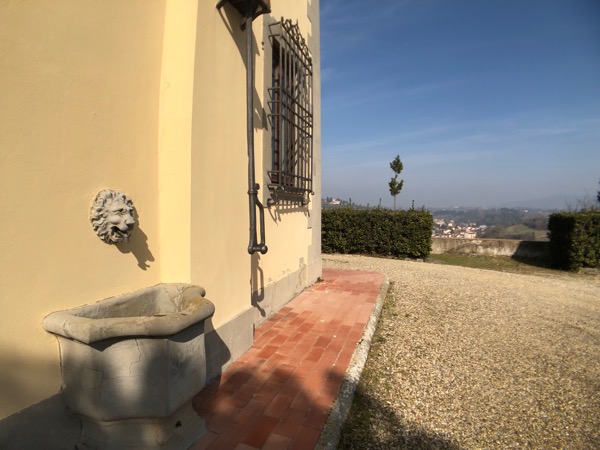 VILLA MARAT